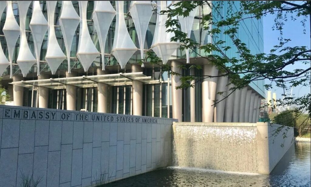Captura-de-tela-2024-11-22-074342-1024x617 Polícia de Londres realiza explosão controlada perto da embaixada dos EUA